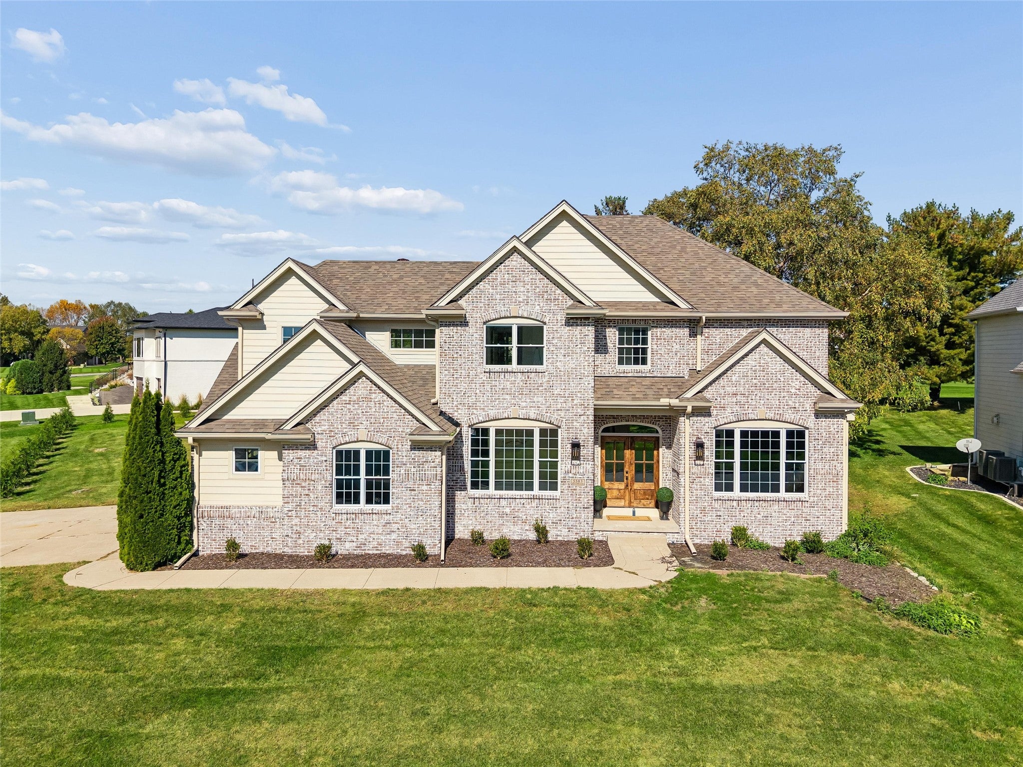 5583 Beechwood Terrace
