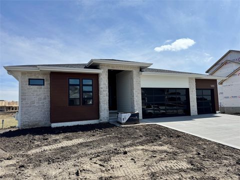 1410 NW Red Oak Drive Waukee IA 50263