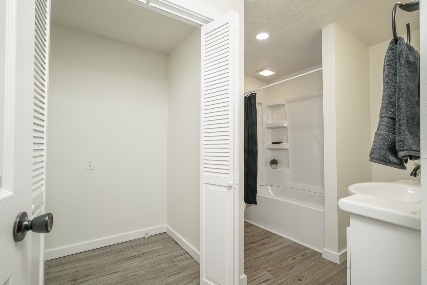 1313 E 26th Street, Des Moines, Iowa image 9