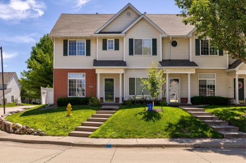 Condo For Sale - 2165 Ridgeview Circle<br/> Clive, IA 50325