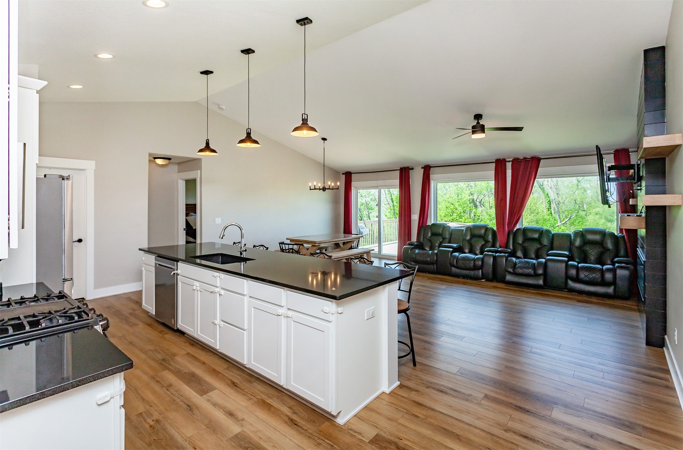 1824 Crabapple Lane, Granger, Iowa image 3