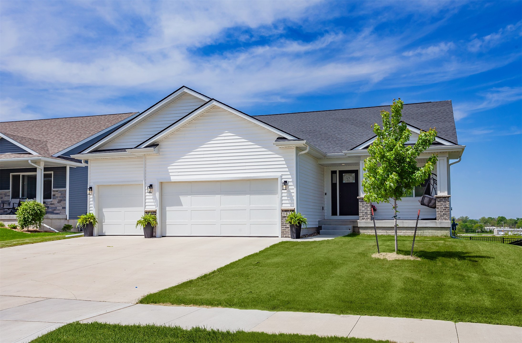 1824 Crabapple Lane, Granger, Iowa image 2