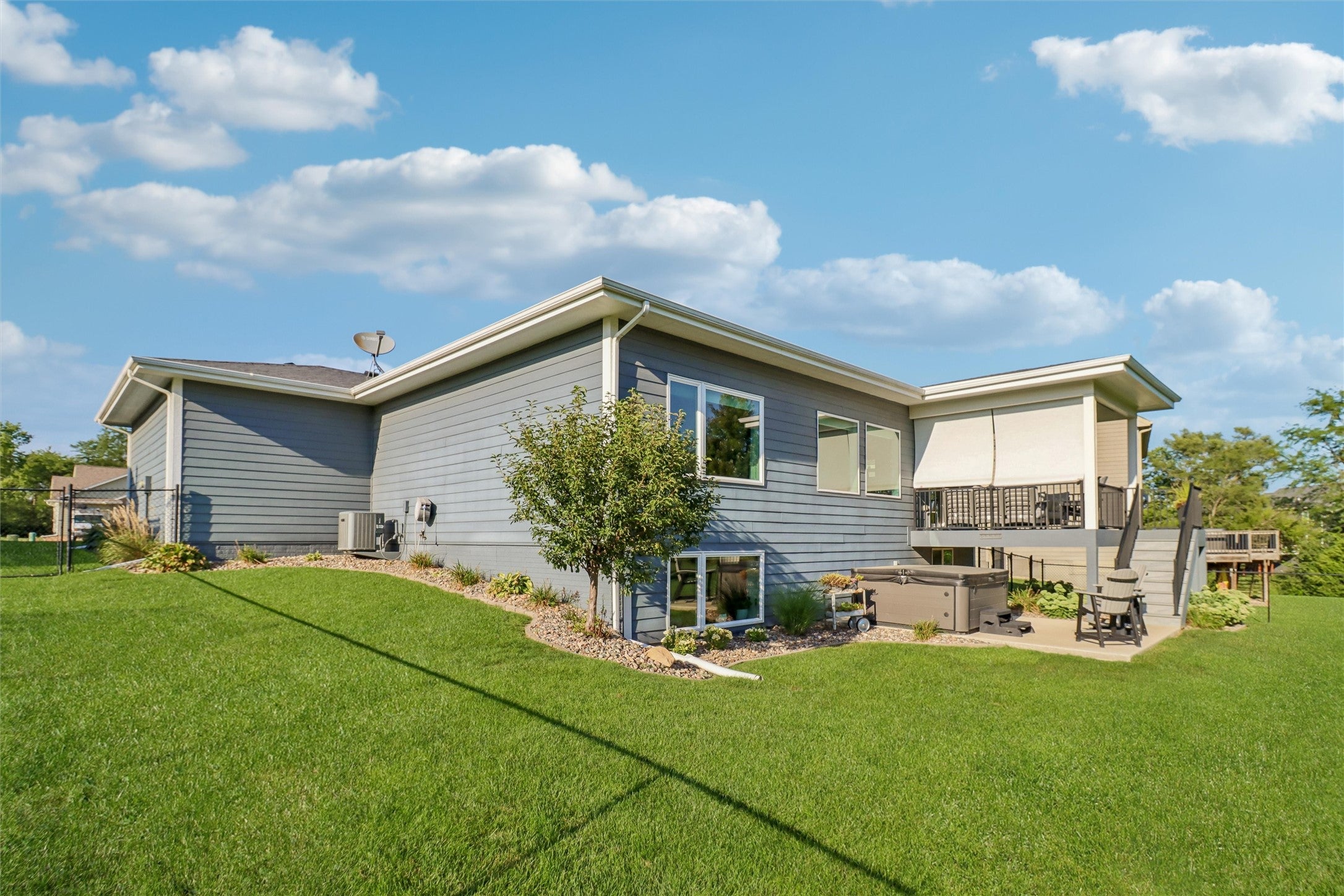 1060 Aaron Court