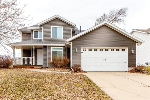 Homes For Sale - 1303 Kentucky Avenue<br/> Story County, Ames, IA 50014