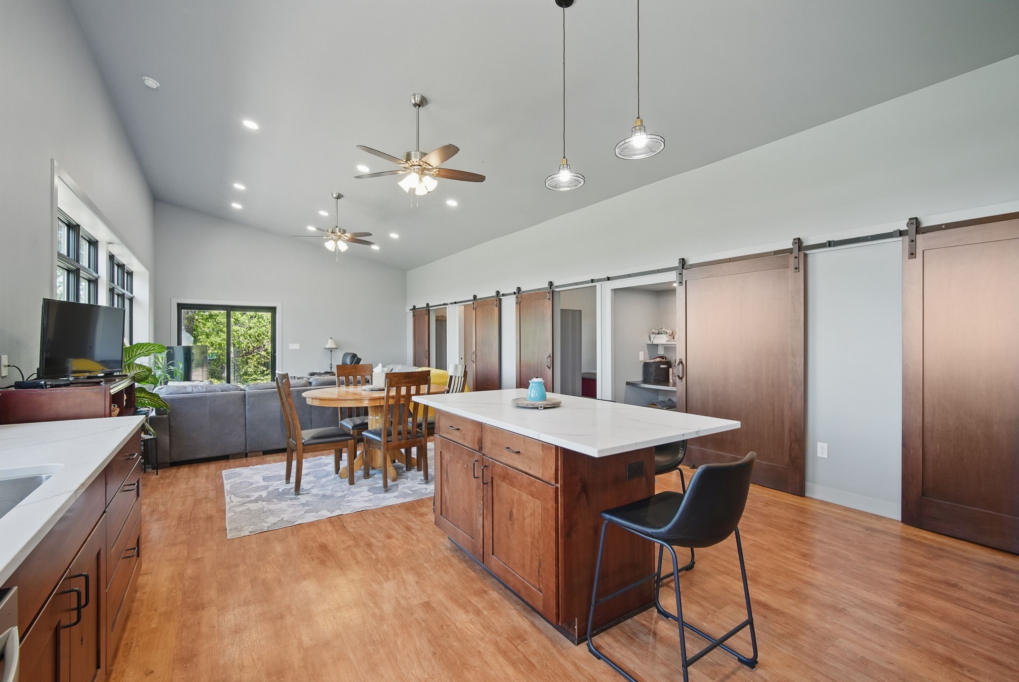 2381 Carver Road, Winterset, Iowa image 4