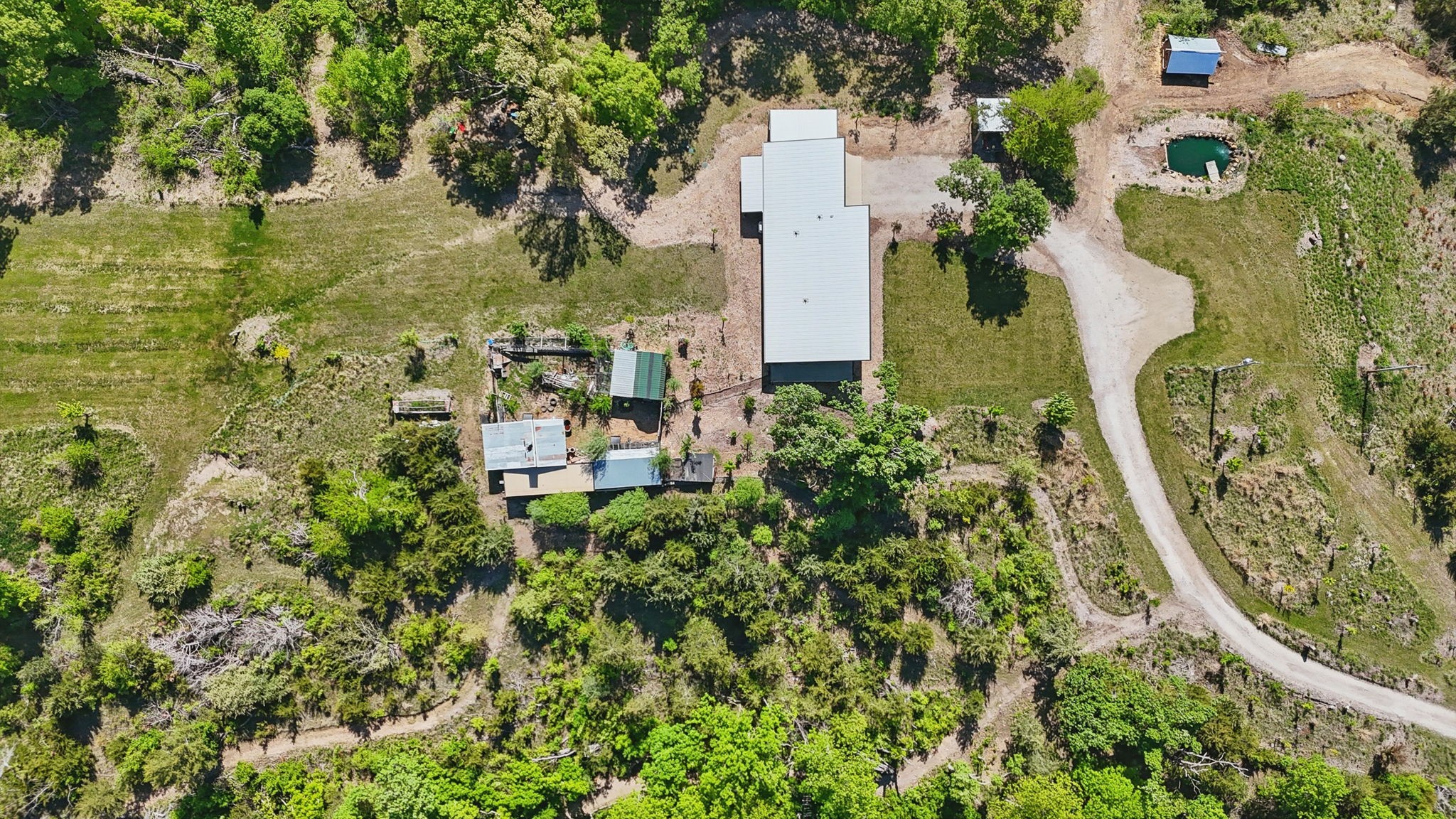 2381 Carver Road, Winterset, Iowa image 33