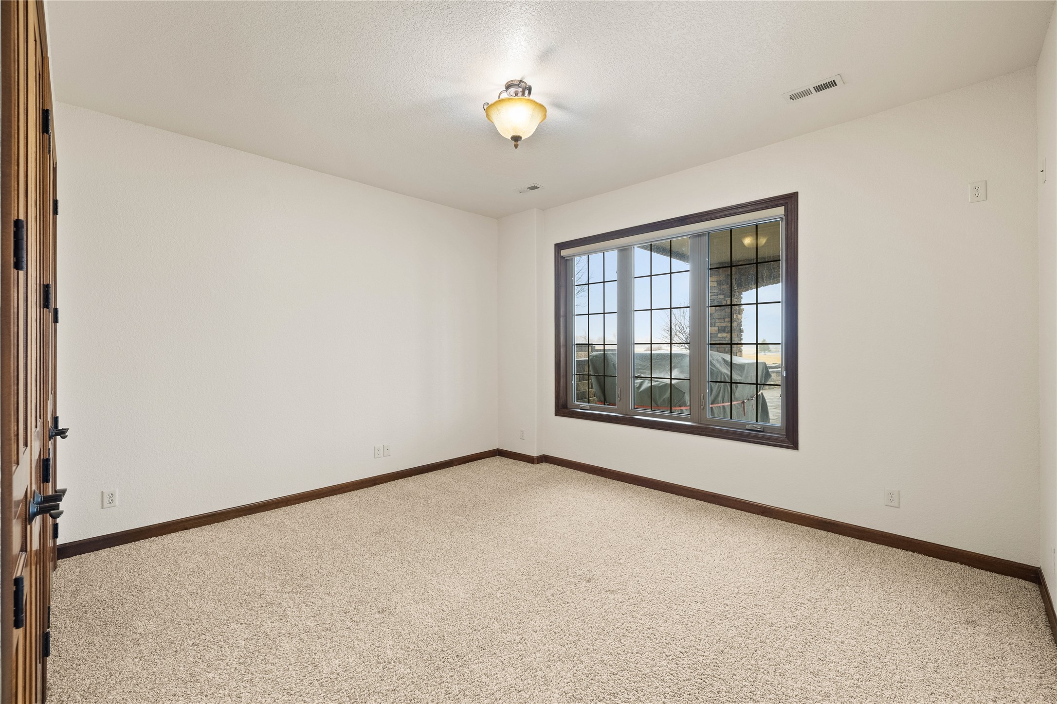 Ankeny, Iowa, 50021, United States, 5 Bedrooms Bedrooms, ,4 BathroomsBathrooms,Residential,Active,2023398