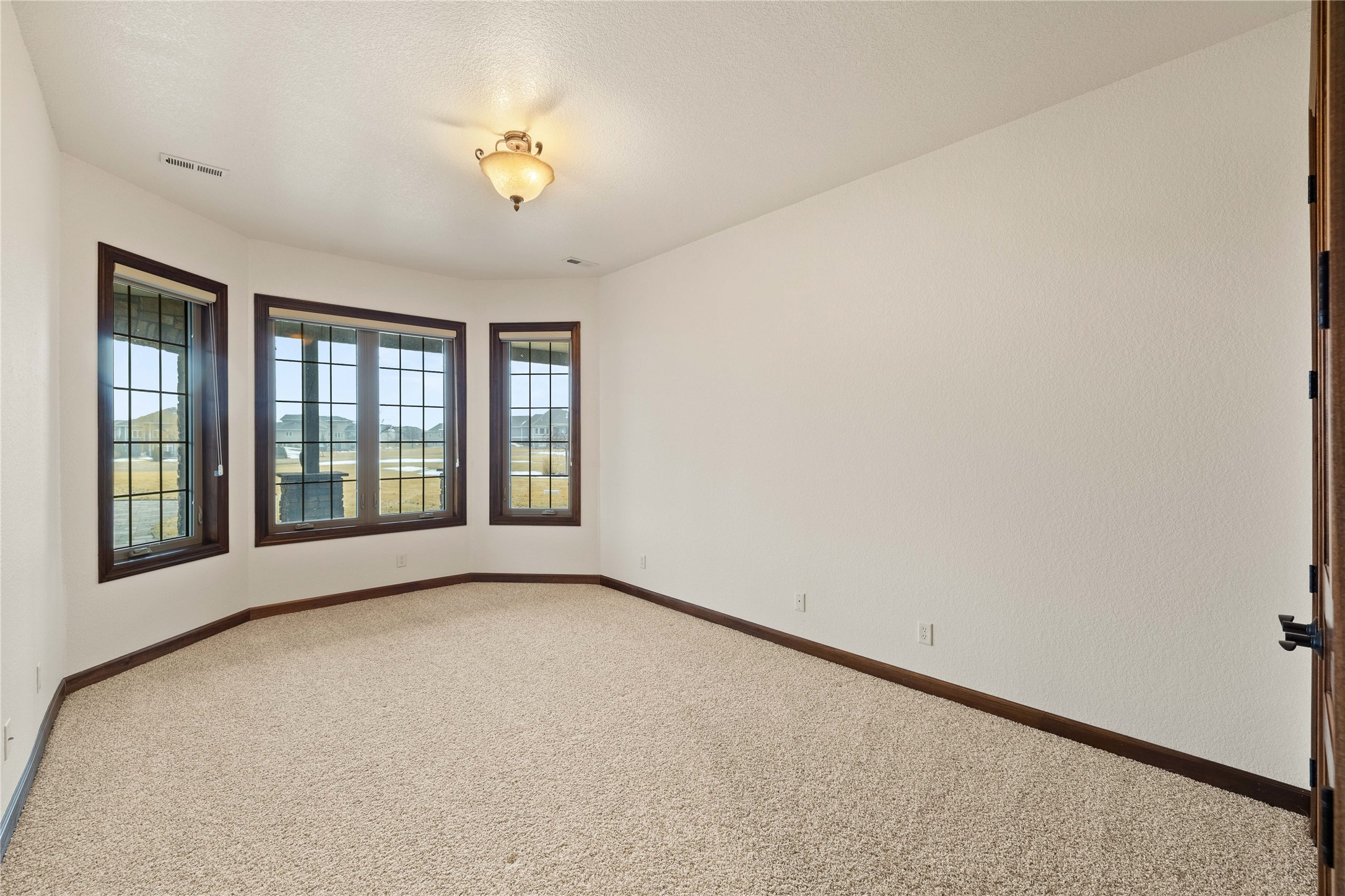 Ankeny, Iowa, 50021, United States, 5 Bedrooms Bedrooms, ,4 BathroomsBathrooms,Residential,Active,2023398