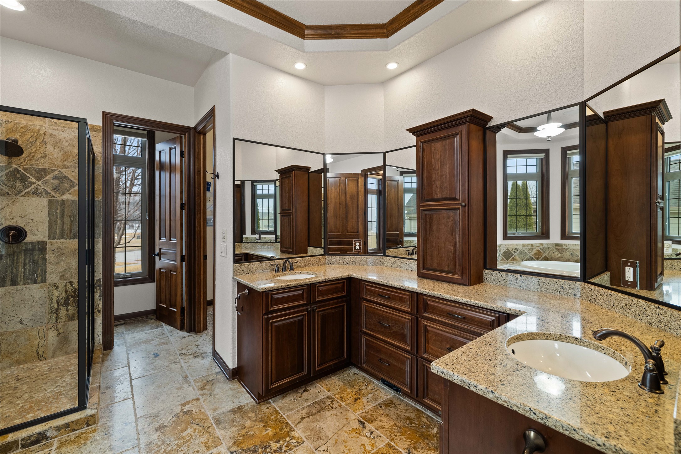 Ankeny, Iowa, 50021, United States, 5 Bedrooms Bedrooms, ,4 BathroomsBathrooms,Residential,Active,2023398