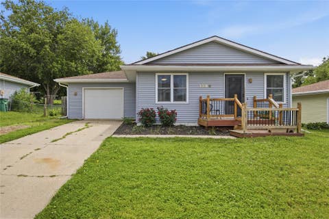 Homes For Sale - 1280 Hardin Drive<br/> Warren County, Carlisle, IA 50047