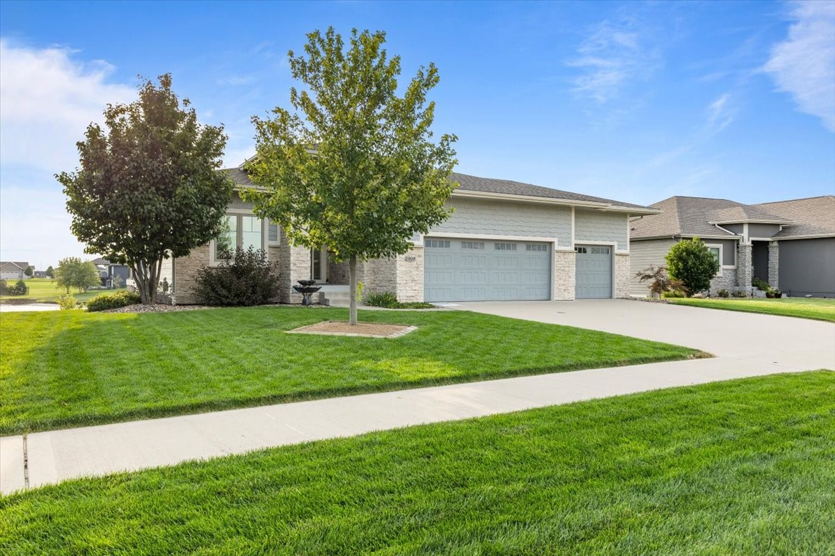 2908 NW Sharmin Drive