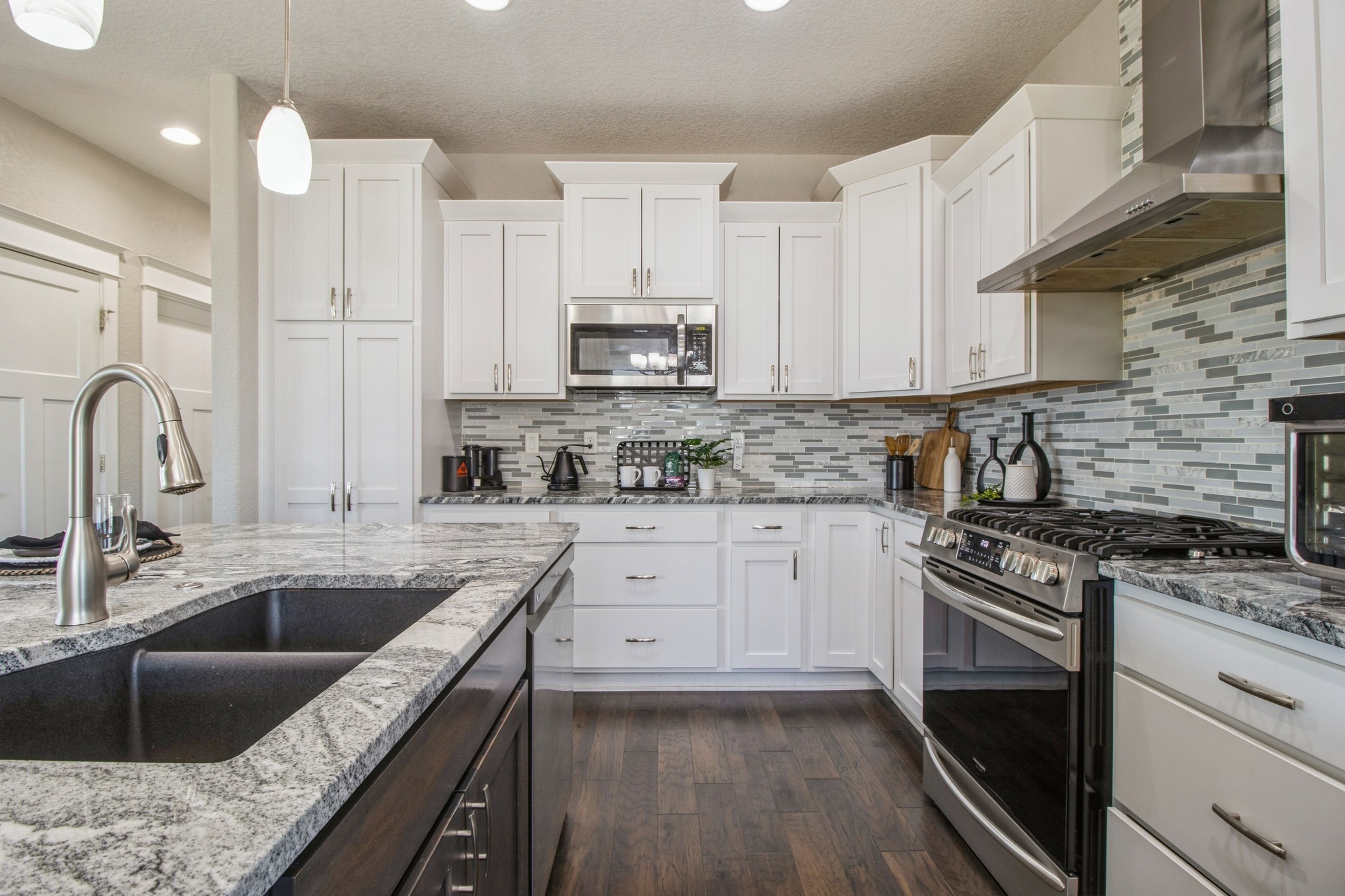 5404 165th Street, Urbandale, Iowa image 14