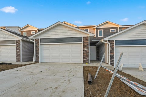 Condo For Sale - 717 Campusside Place<br/> Warren County, Norwalk, IA 50211