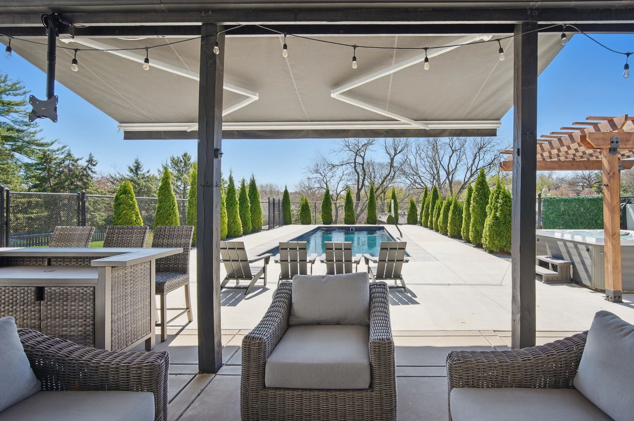 3105 Onondaga Point