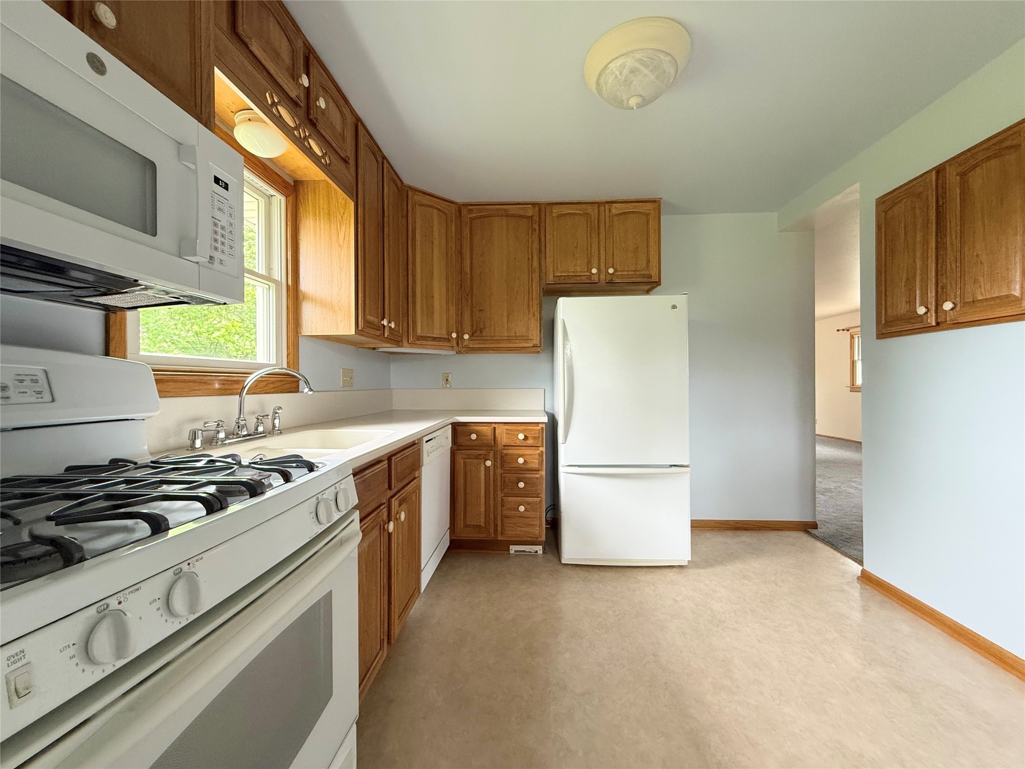 4530 NE 34th Court, Des Moines, Iowa image 7