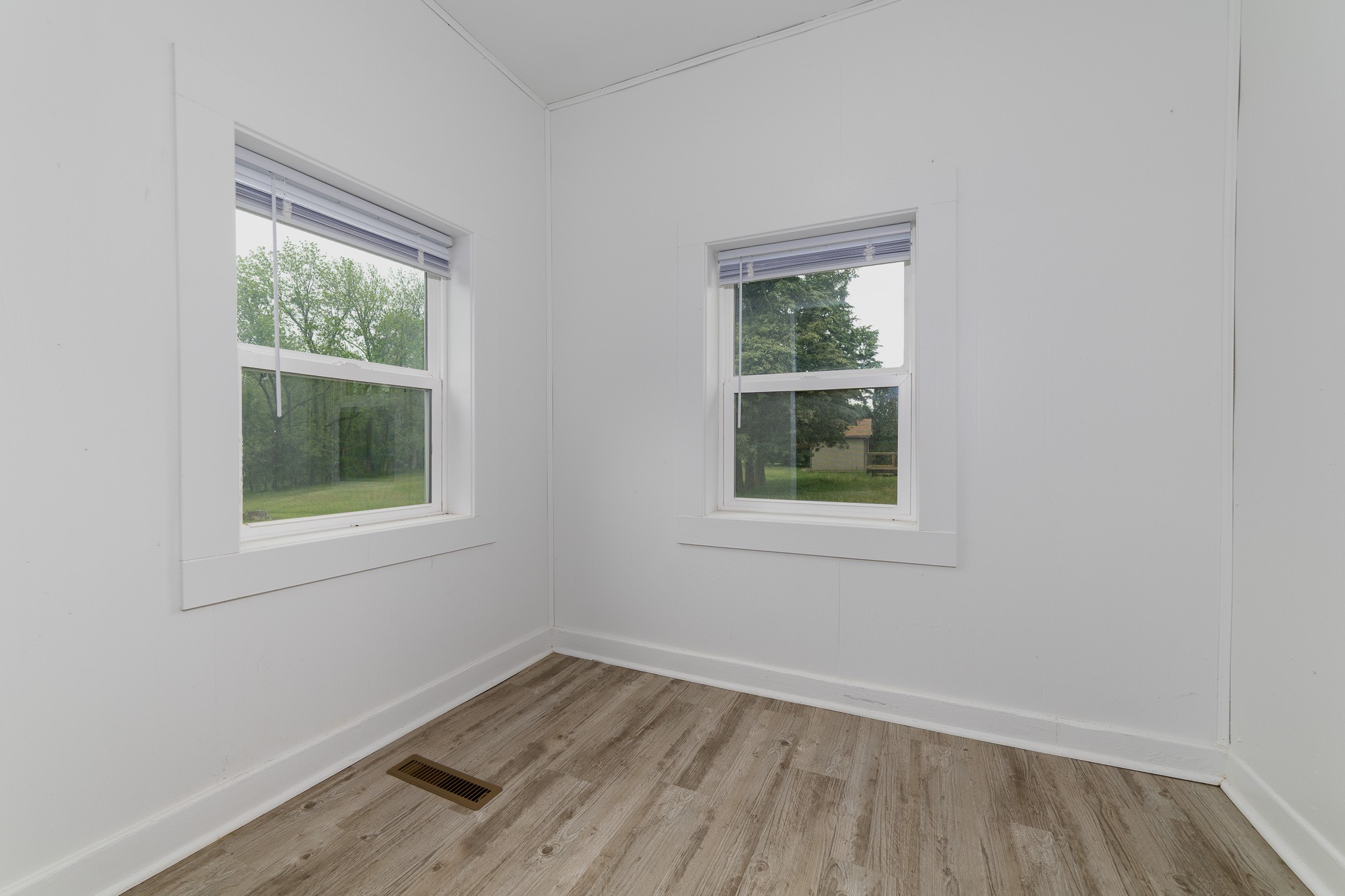 112 W Railroad Avenue, Dawson, Iowa image 10