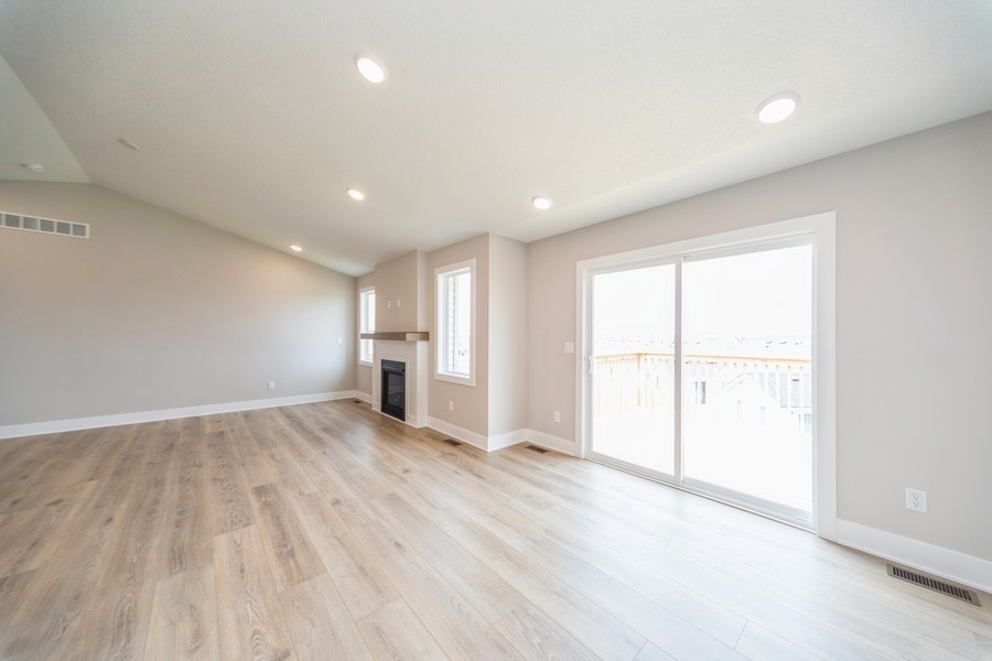 5614 NE Briarwood Drive, Ankeny, Iowa image 12
