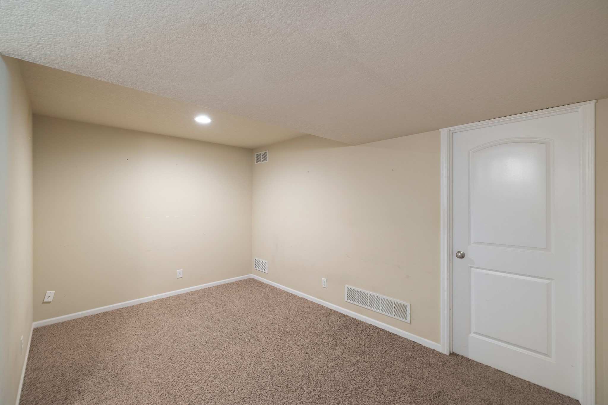 4134 Easter Bay Court, Des Moines, Iowa image 25