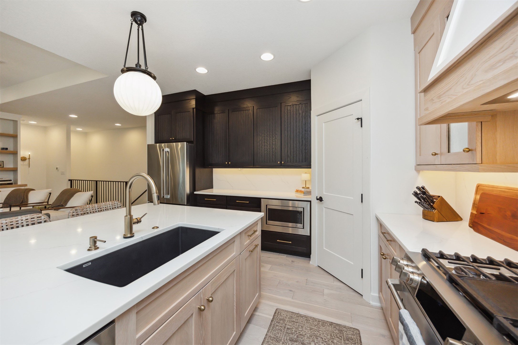 11218 Westport Drive, West Des Moines, Iowa image 17