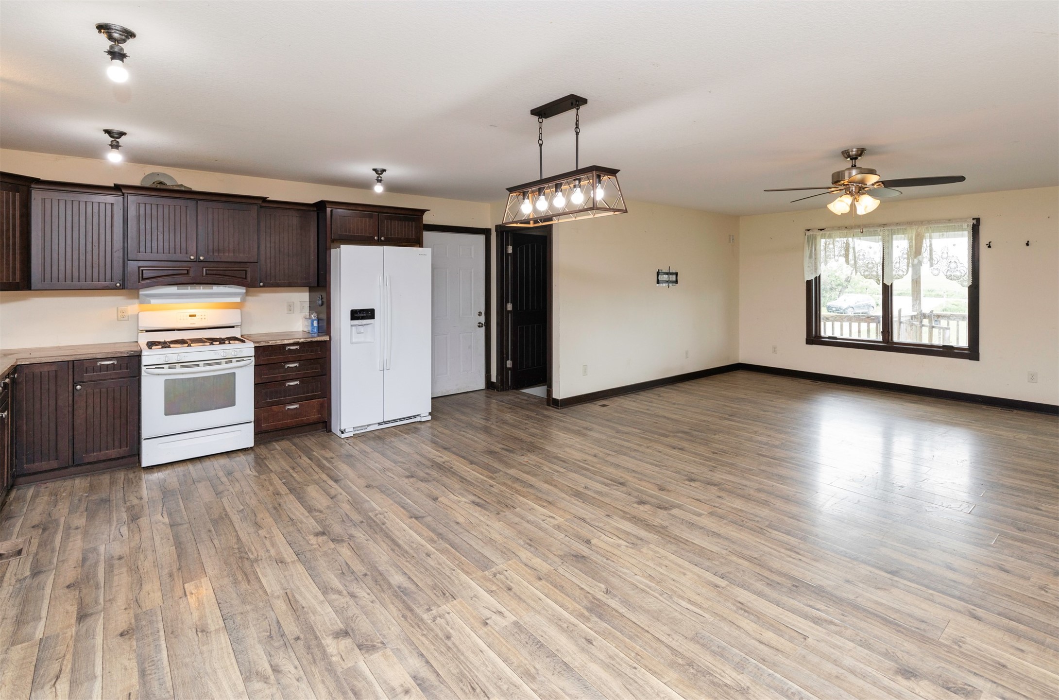 11658 W 99th Street, Prairie City, Iowa image 10