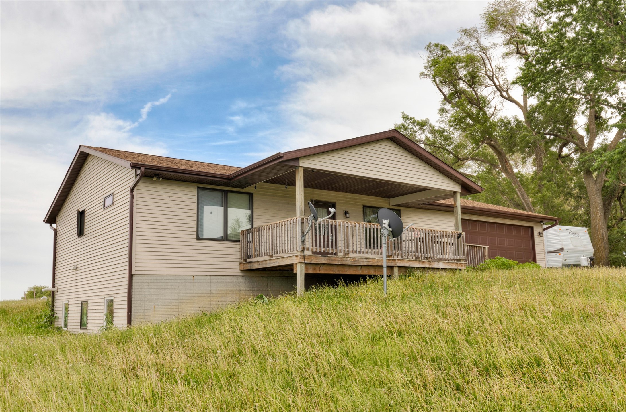 11658 W 99th Street, Prairie City, Iowa image 2