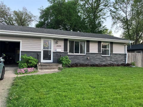 Homes For Sale - 1405 SW 2nd Street<br/> Ankeny, IA 50023