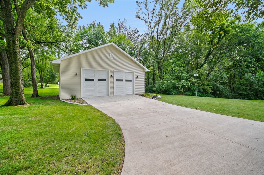 7560 NE Berwick Drive, Ankeny, Iowa image 13