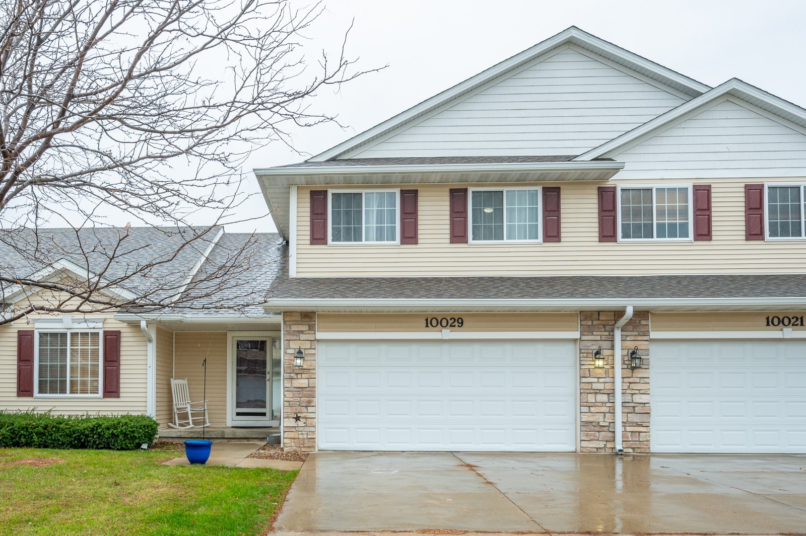 10029 Bayern Lane, Johnston, Iowa image 1