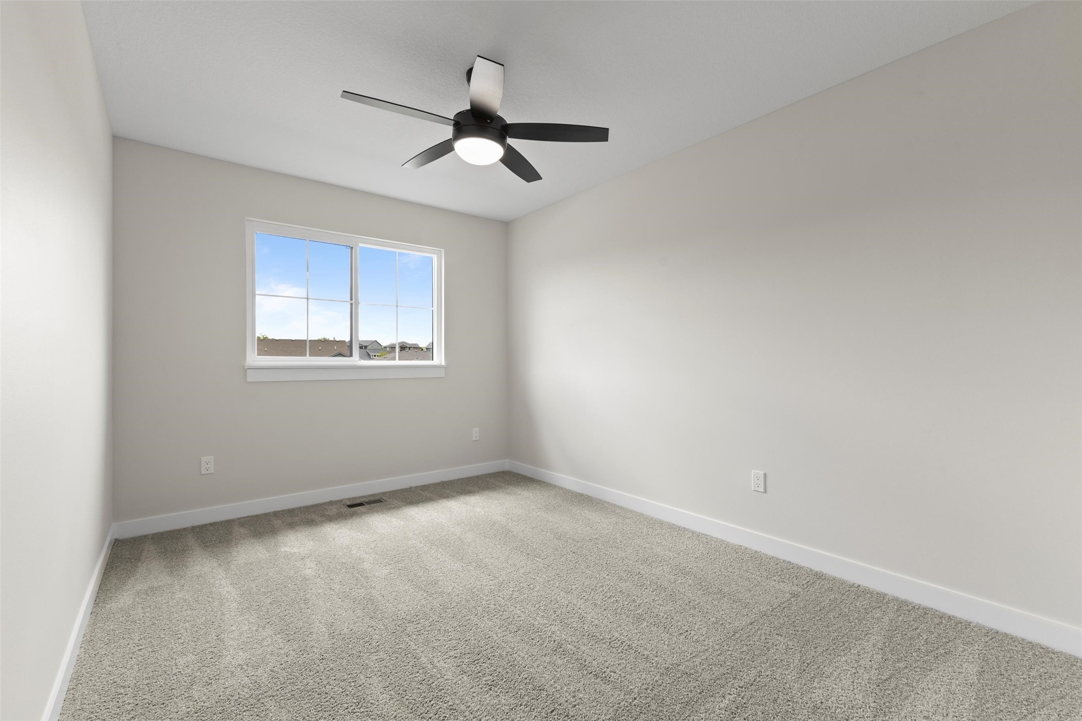 2022 S Warrior Lane, Waukee, Iowa image 23