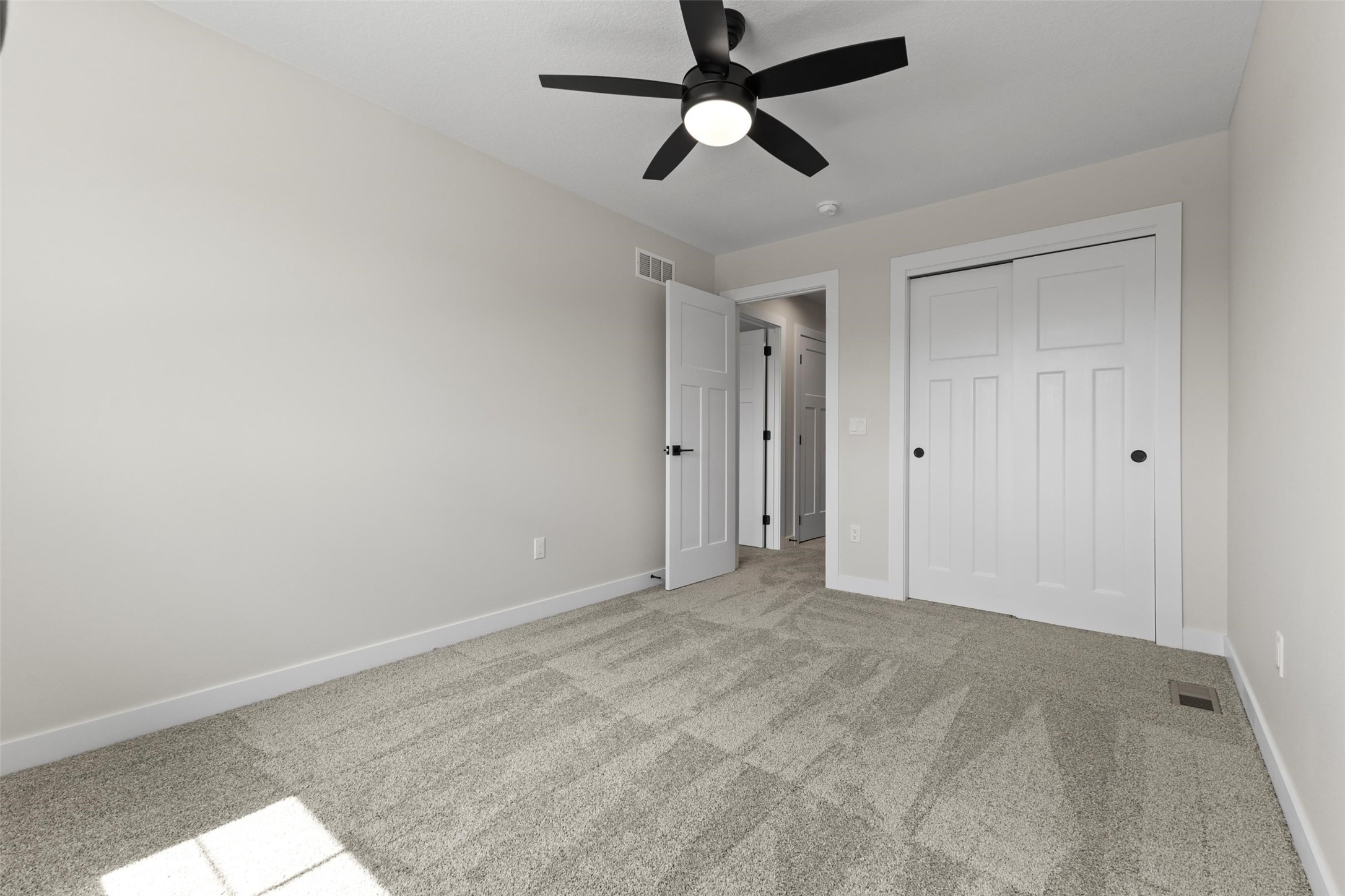 2022 S Warrior Lane, Waukee, Iowa image 27