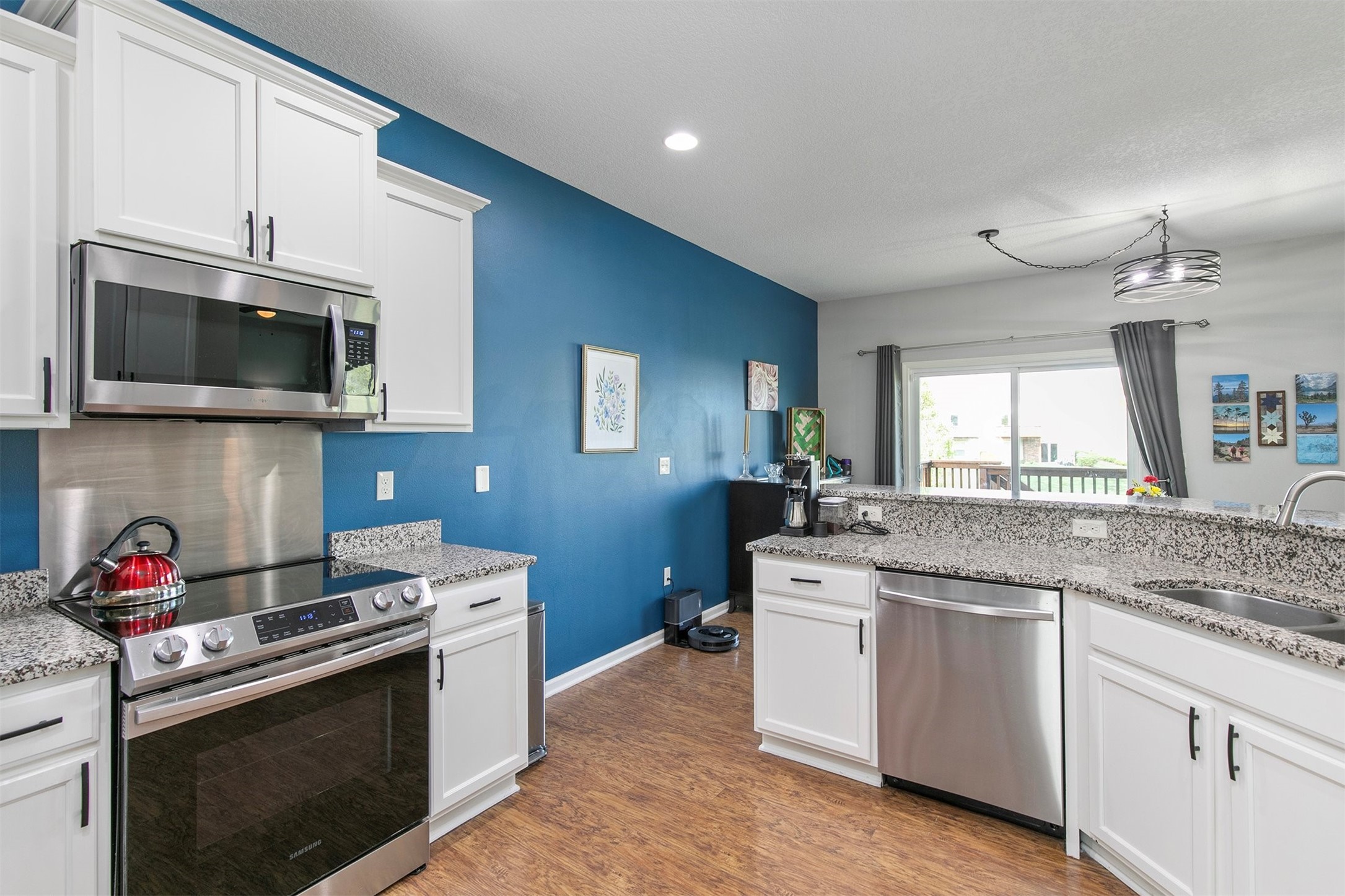 188 Bridgewood Drive, West Des Moines, Iowa image 8