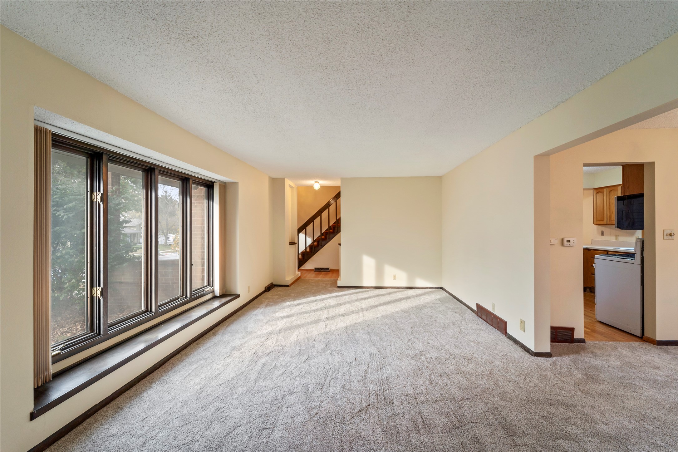 1495 Rio Valley Drive, Clive, Iowa image 11