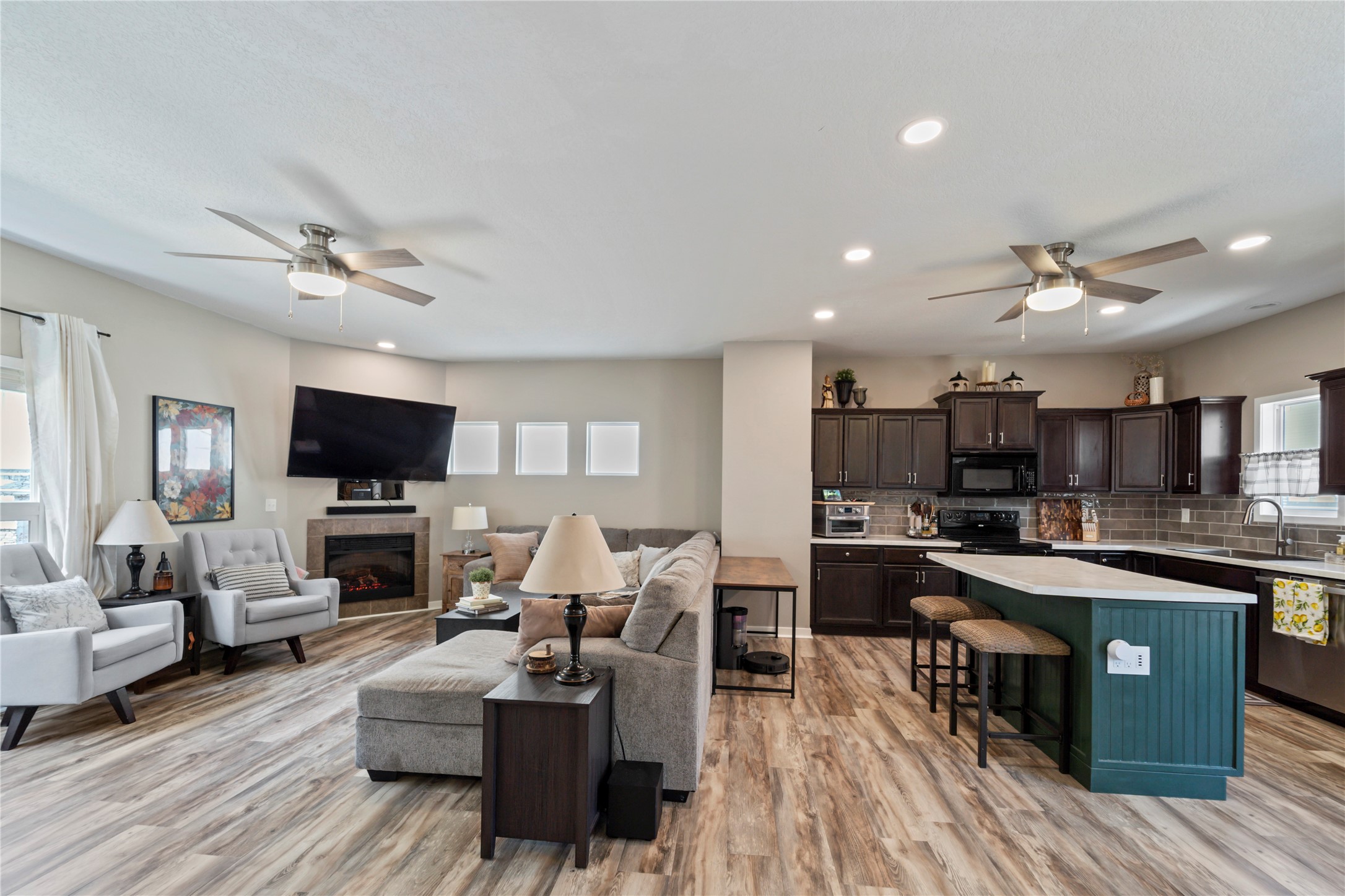 301 SE 11th Street #807, Grimes, Iowa image 3