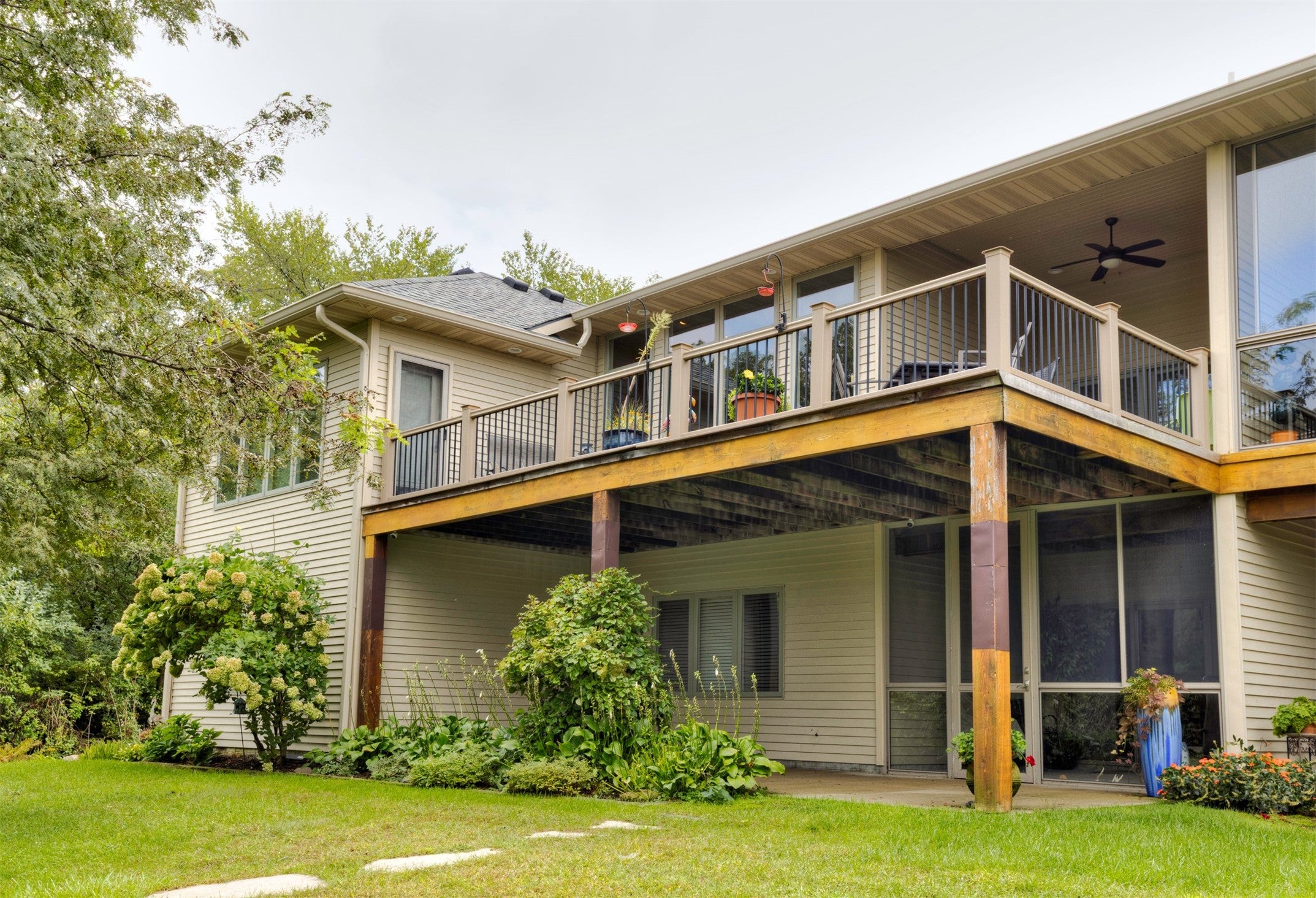 2833 SW 30th Street