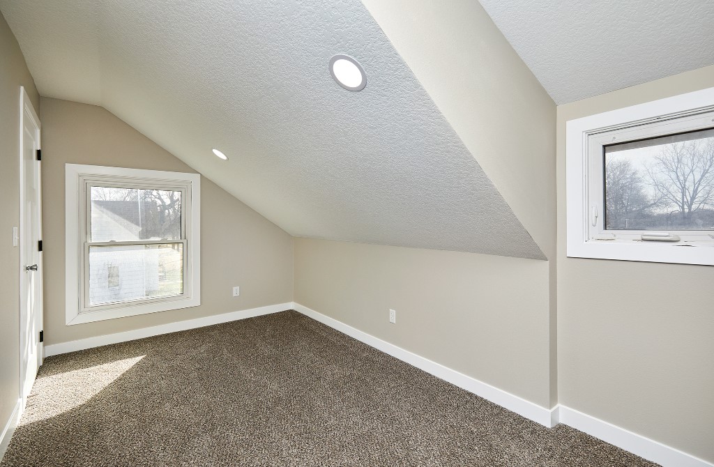 704 E Salem Avenue, Indianola, Iowa image 30