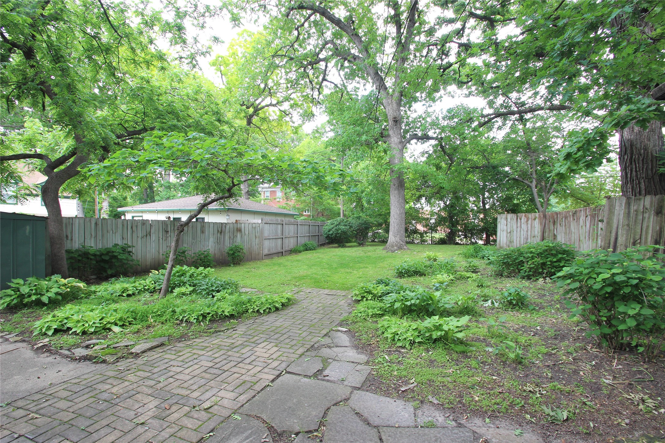 1427 Forestdale Drive, Des Moines, Iowa image 18