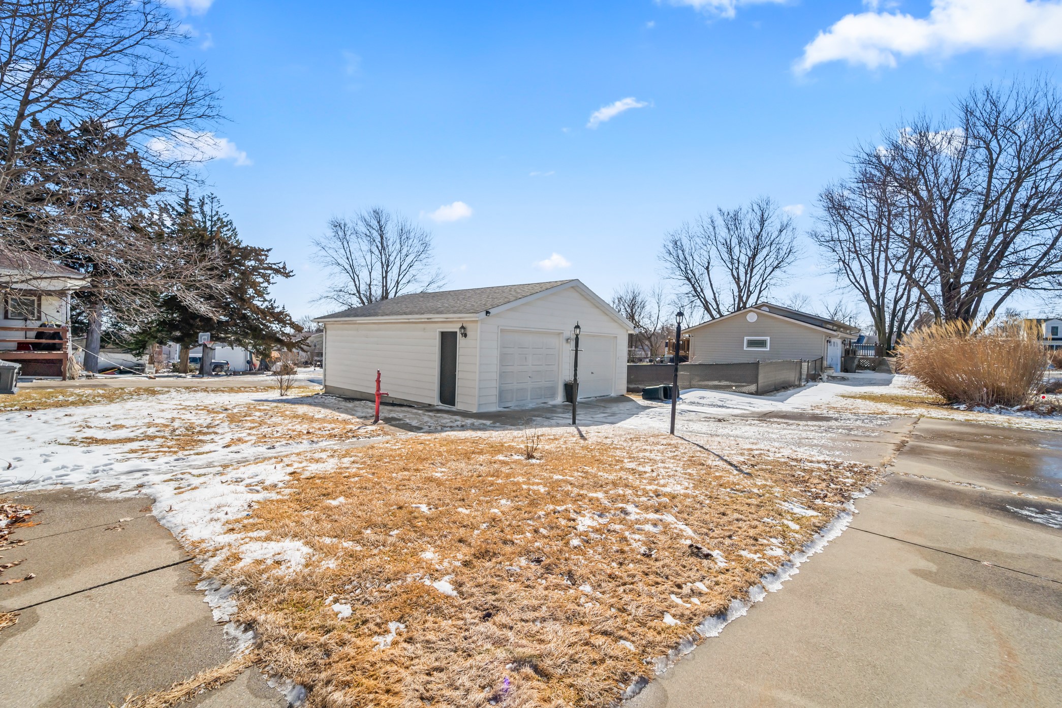 502 E Douglas Street, Knoxville, Iowa image 20