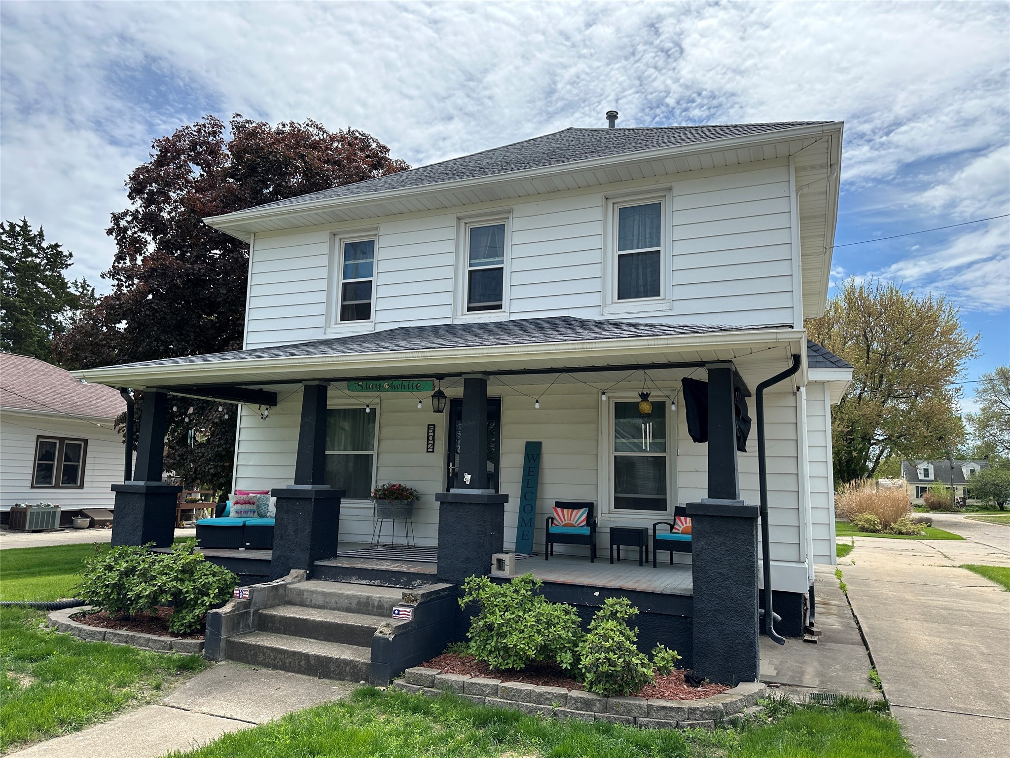 502 E Douglas Street, Knoxville, Iowa image 2