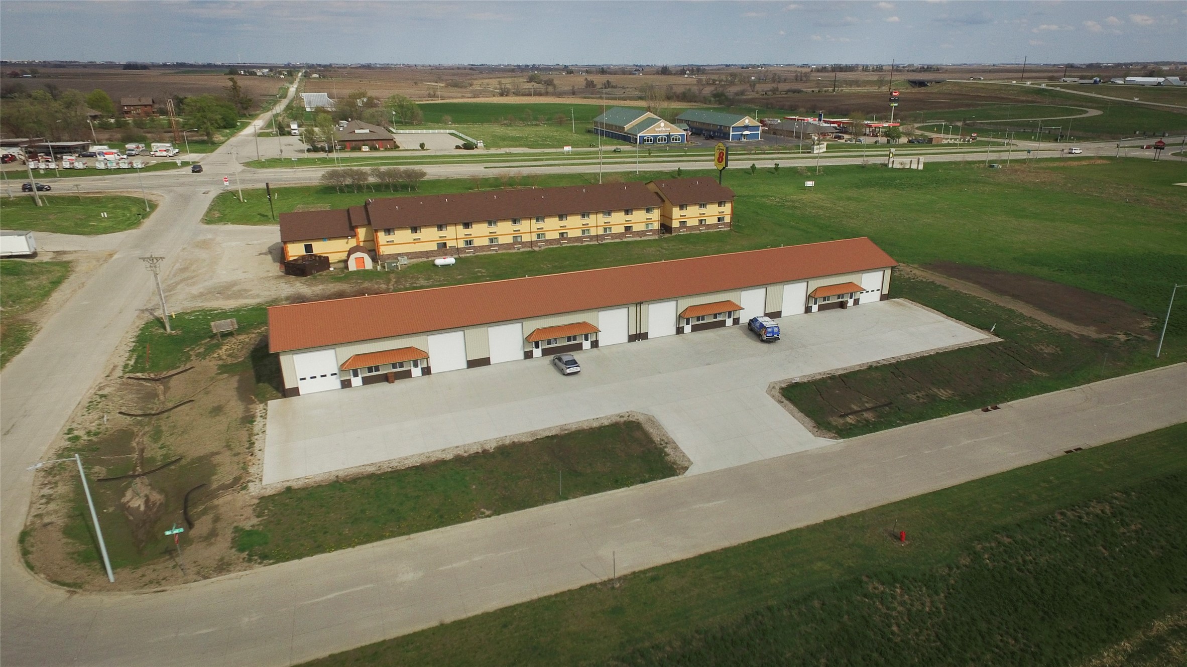 606 Stagecoach Rd Avenue, Grinnell, Iowa image 1