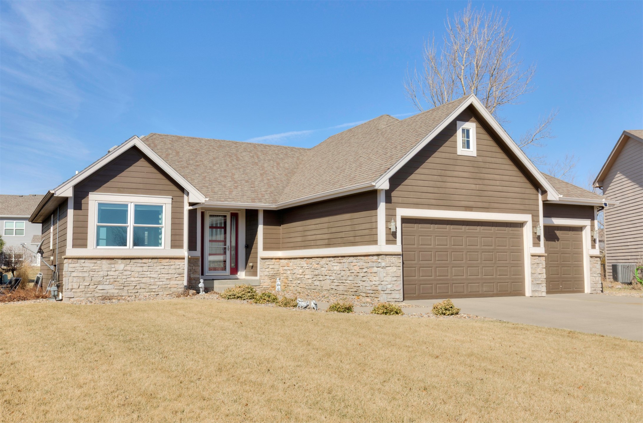 3216 NW Northpark Drive, Ankeny, Iowa image 2
