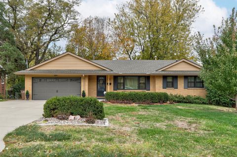 7106 El Rancho Avenue Windsor Heights IA 50324