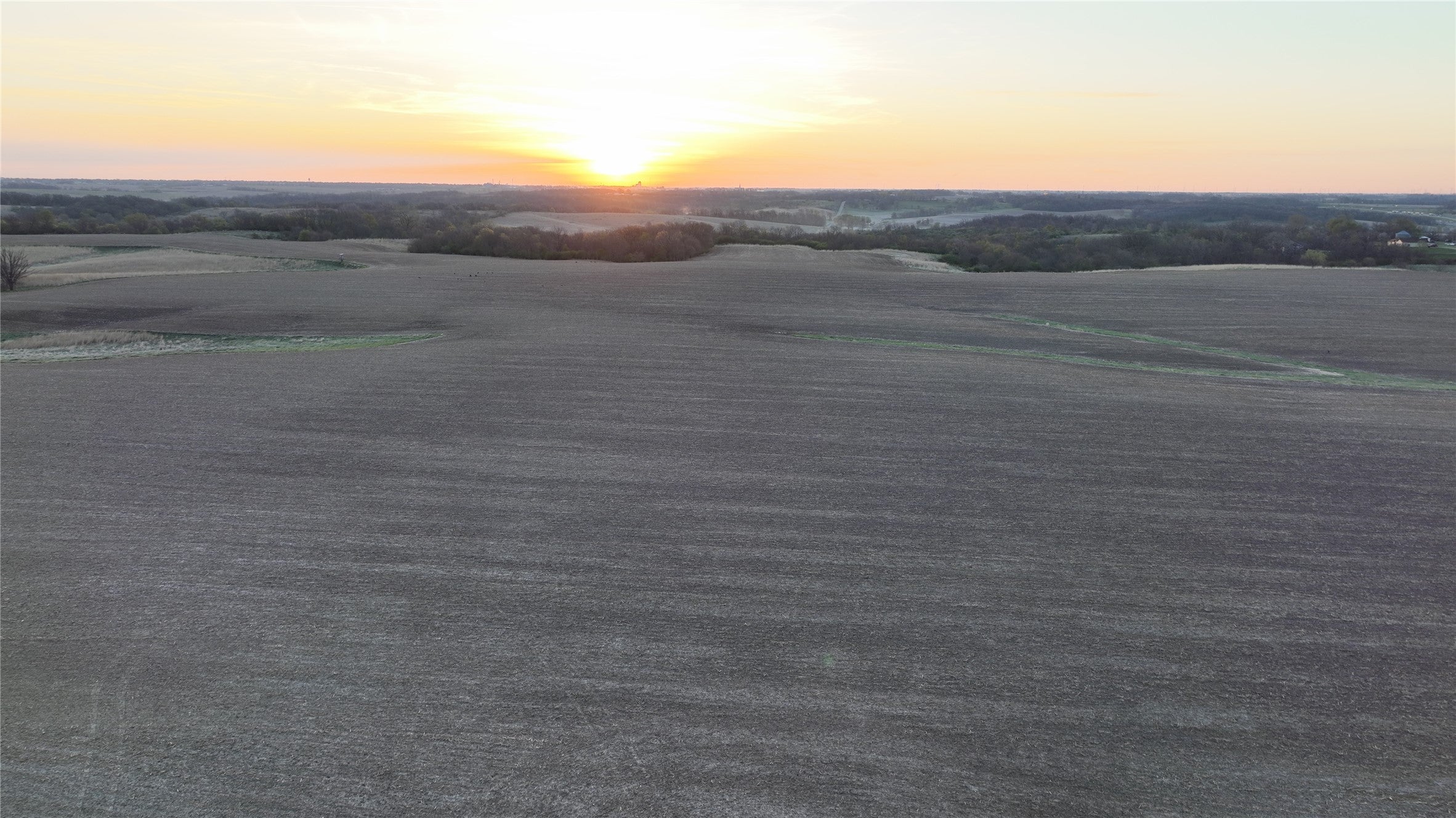 Photo 1 of 14 — 0000 Hwy T38N Highway, Grinnell, IA 50112