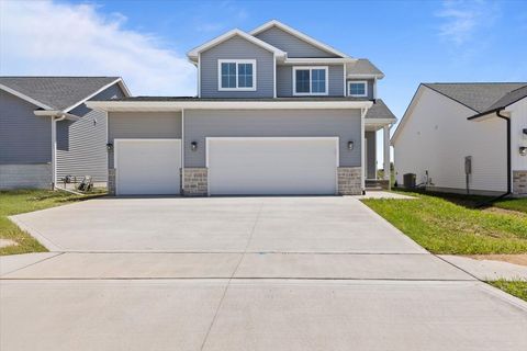 108 S Valley View Drive Norwalk IA 50211