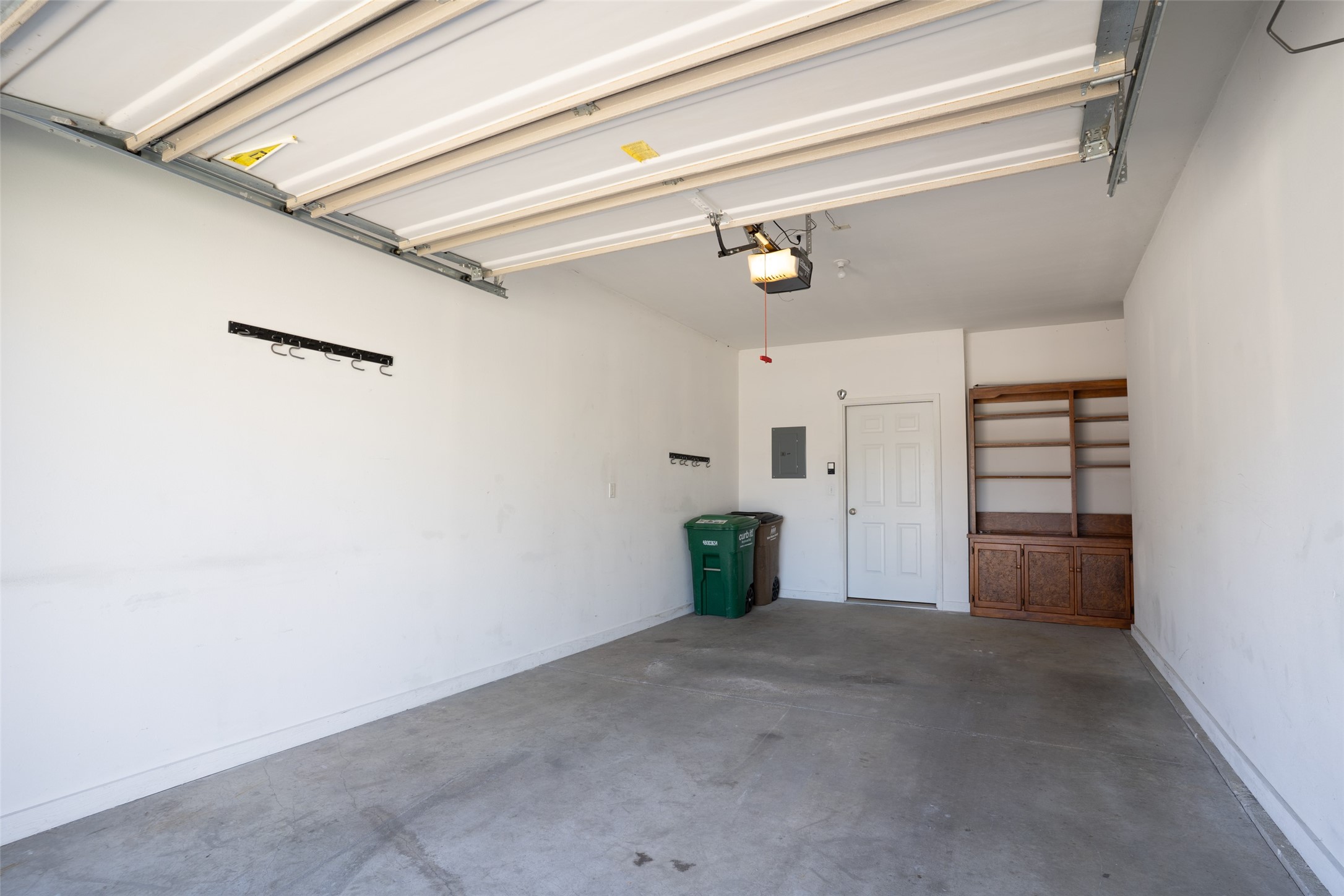 548 Kelsey Lane, Altoona, Iowa image 11