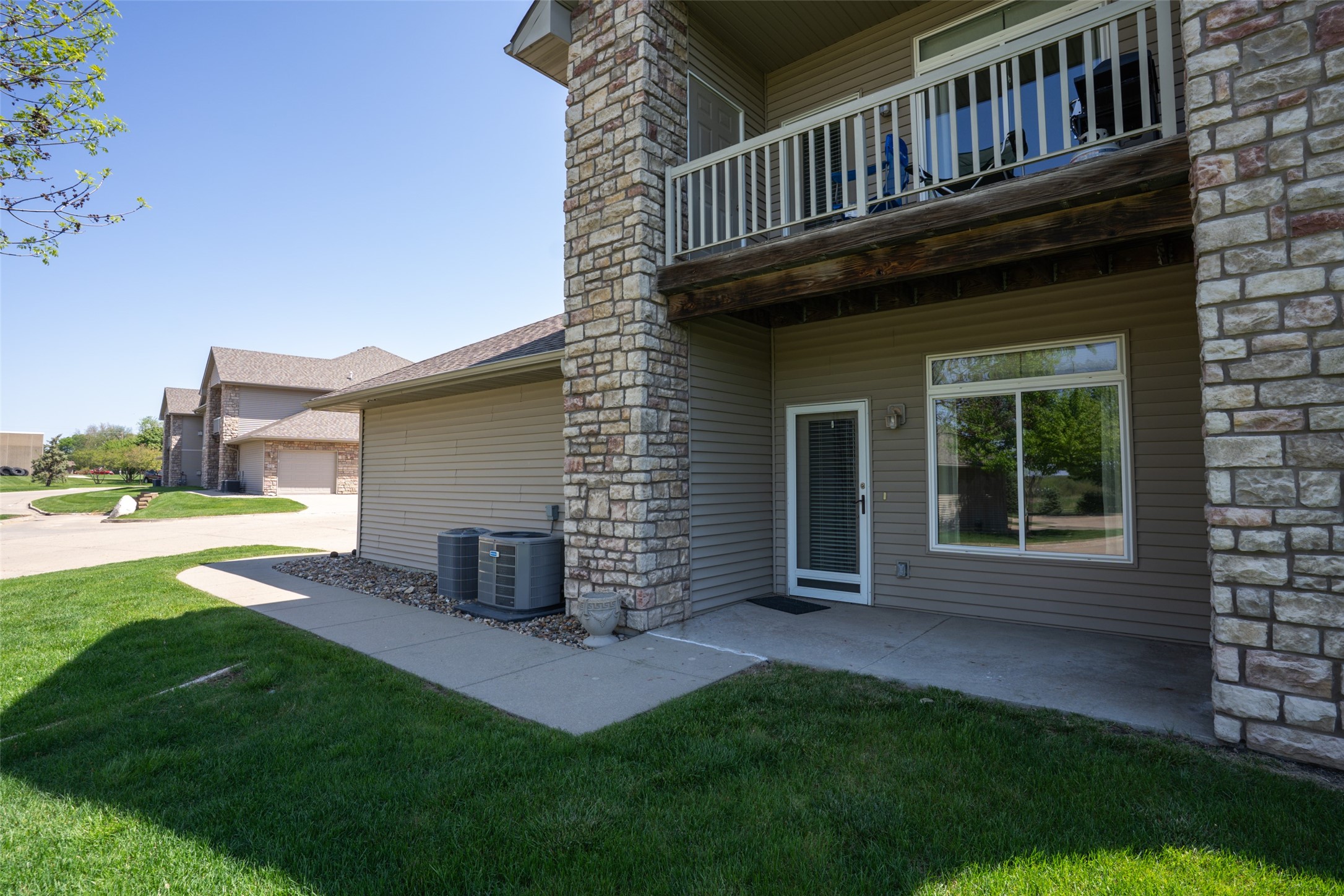 548 Kelsey Lane, Altoona, Iowa image 12