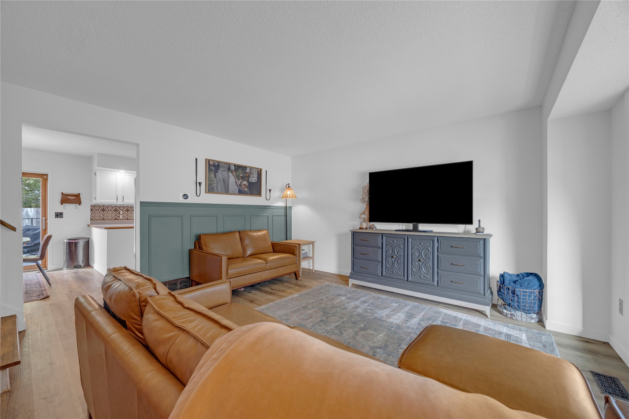 142 25th Court, West Des Moines, Iowa image 3
