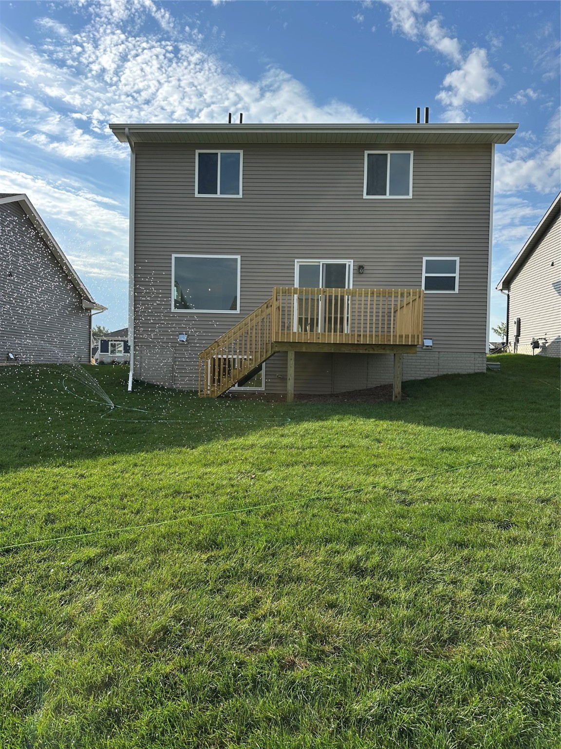 905 Knoll Drive