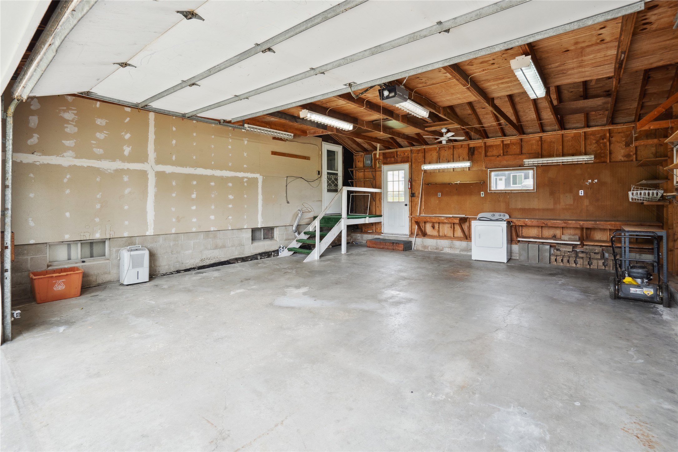 807 Center Street, Grinnell, Iowa image 18