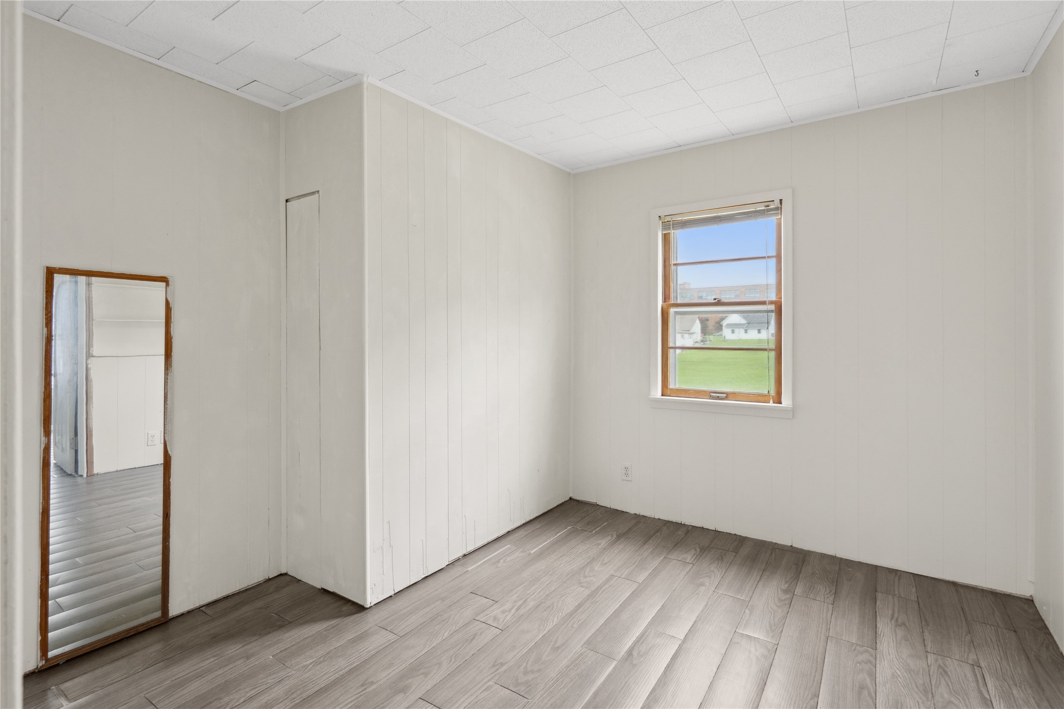 807 Center Street, Grinnell, Iowa image 17