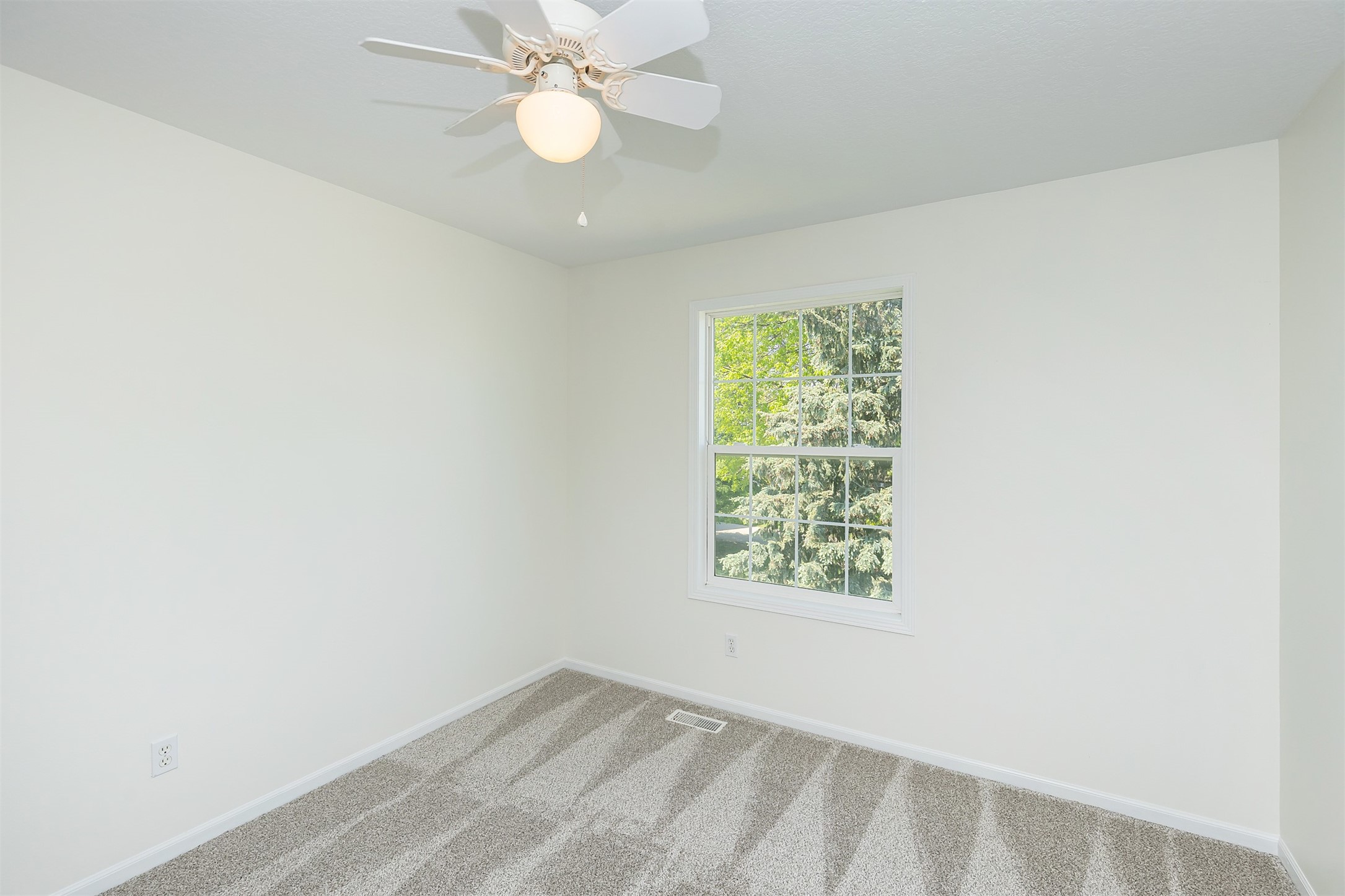 213 Bridgewood Drive, West Des Moines, Iowa image 17